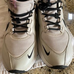 2020 Wmns Air Max Verona 'Light Orewood Brown' no box